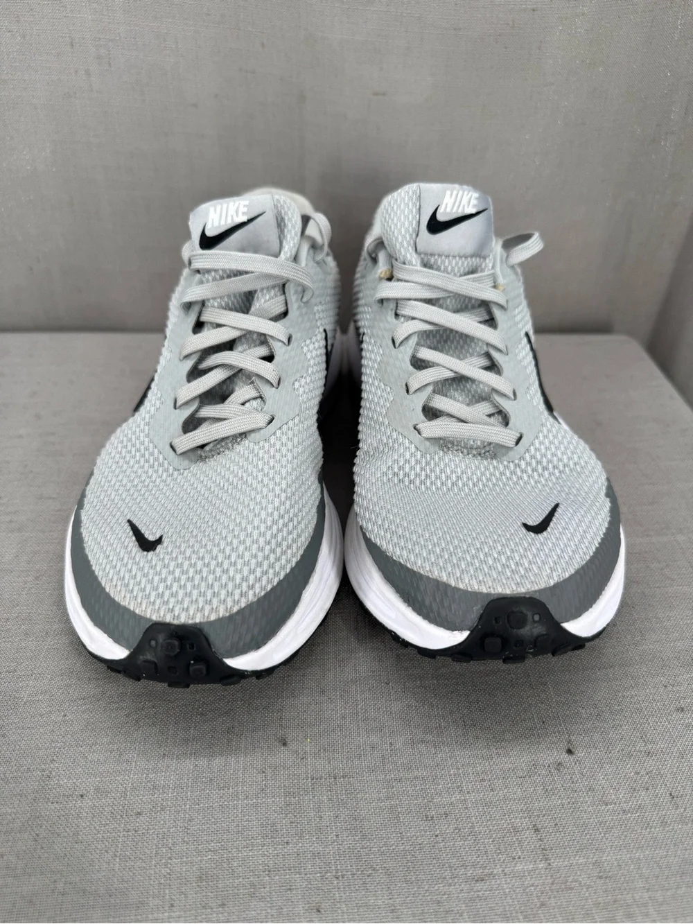 Nike Revolution 8 Men's Running Shoes Lt Smoke Grey/Black Sz 8.5
